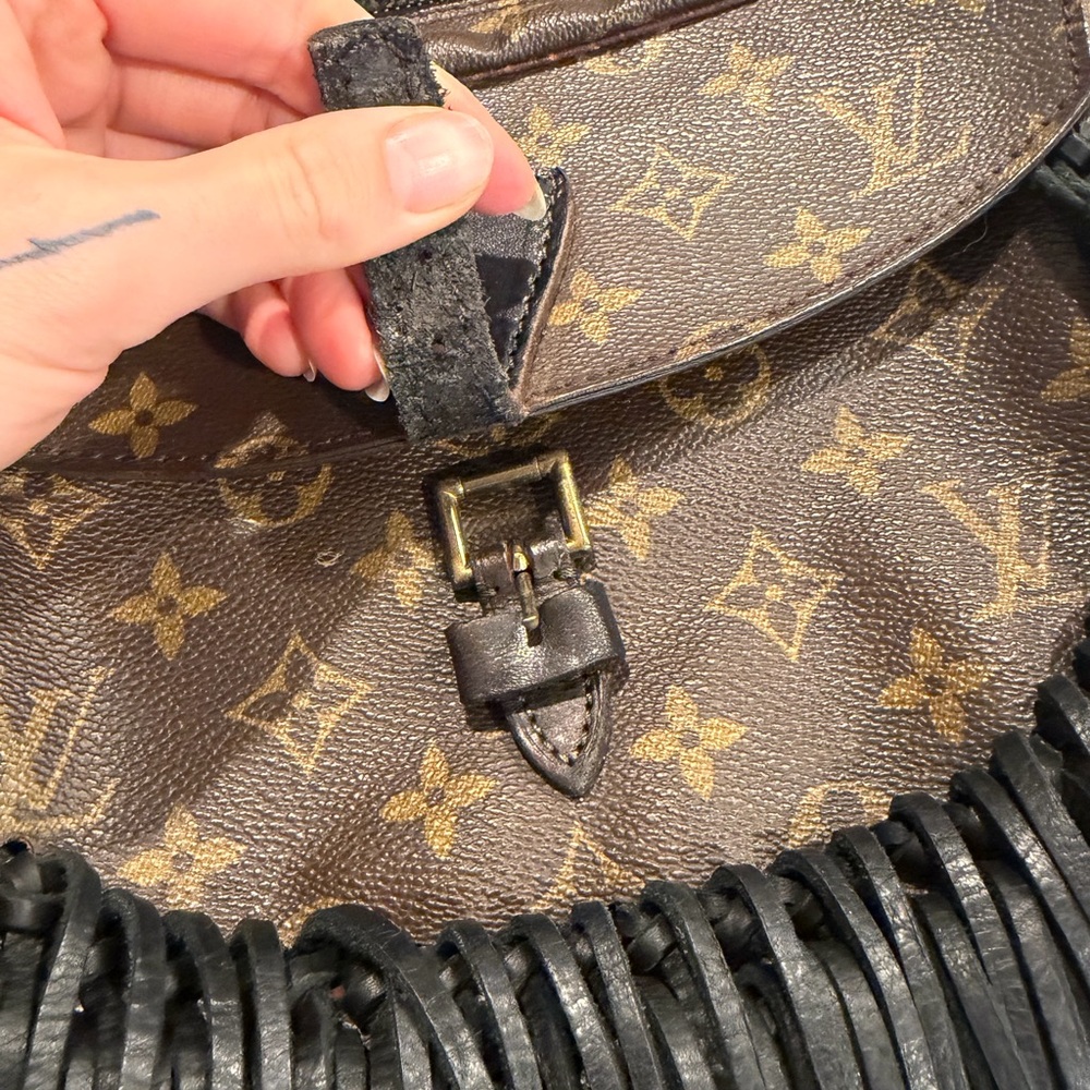 Louis Vuitton Vintage Boho Bag - Picture 4 of 12